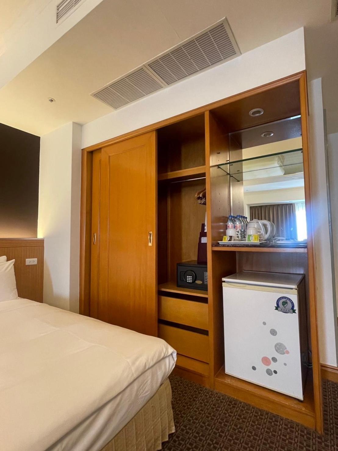 Chuto Plaza Hotel Taoyuan Buitenkant foto